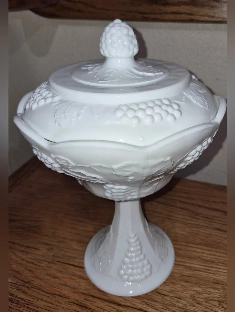 Indiana Glass 1950s–1960s motif